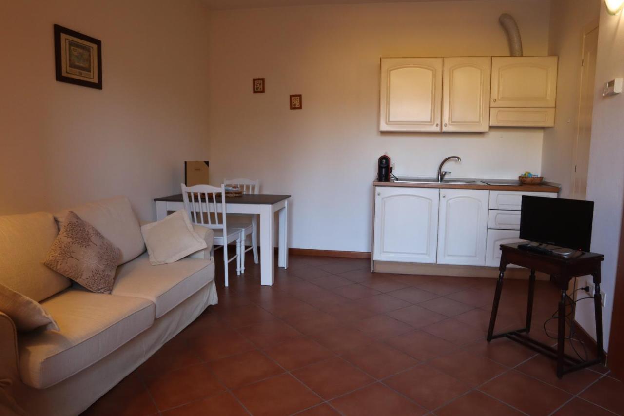 Relais Cà Nova Guest House Bogogno Esterno foto